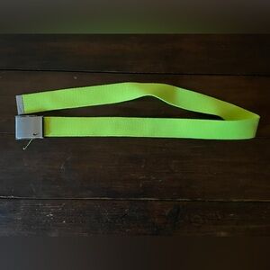 Nike Neon Green Metal Clasp Golf Belt
